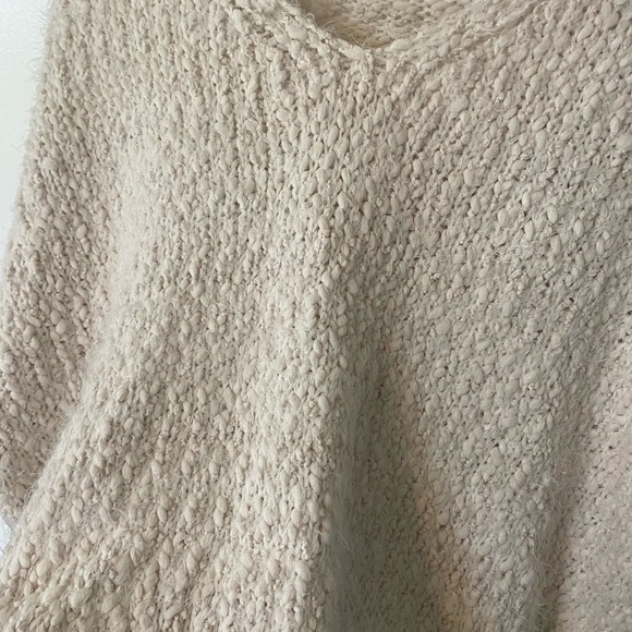 Altar’d State Sydney Popcorn Pullover, Cream, Size M/L - Picture 7 of 7